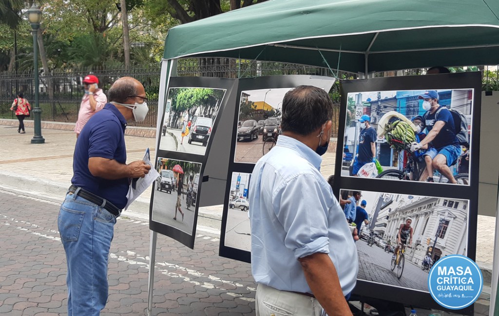 Masa Crítica celebra en Guayaquil el Día Mundial del Peatón con nuestra&nbsp;ordenanza