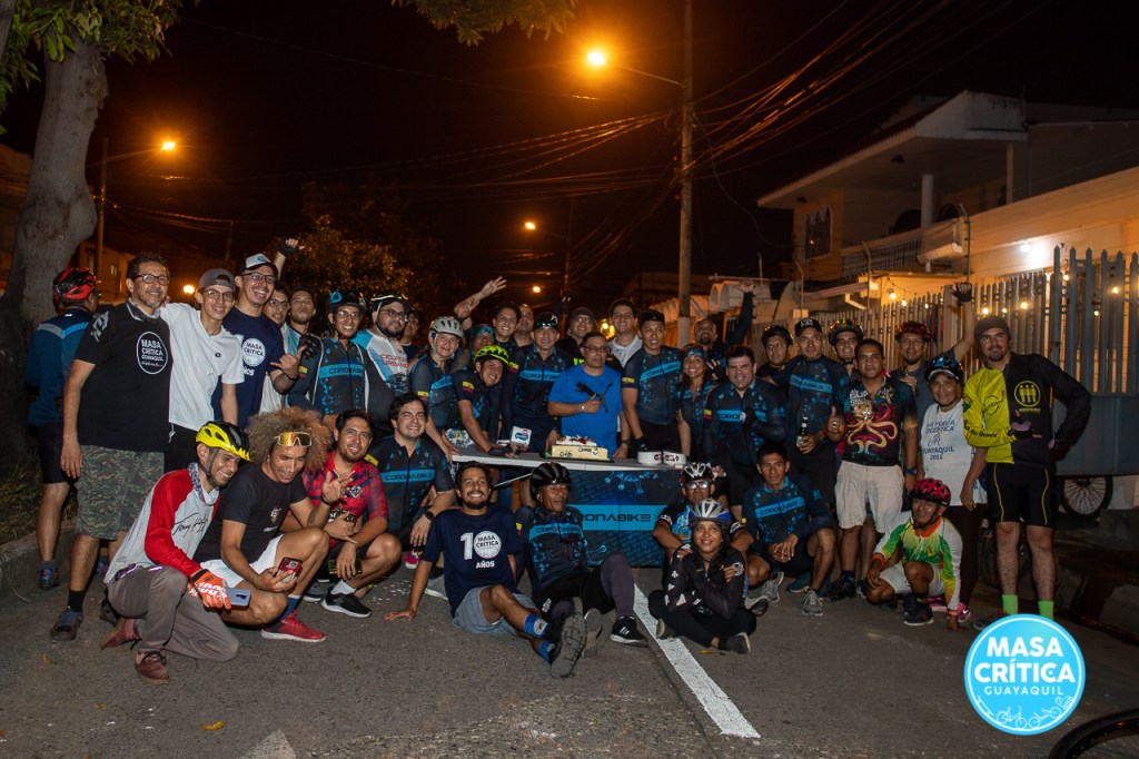 VIDEO y FOTOS: En nuestra Masa Crítica de mayo celebramos el tercer aniversario de Corona&nbsp;Bike