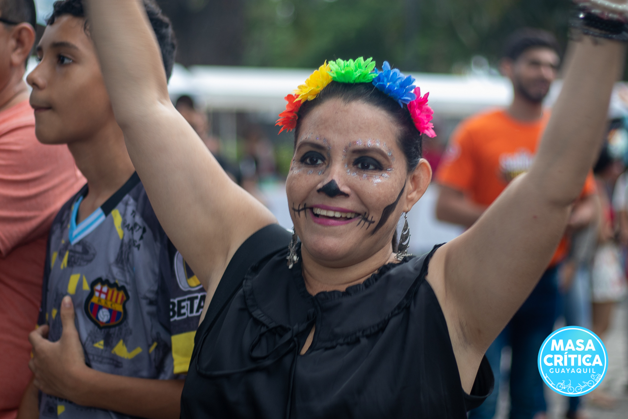 FOTOGALERÍA: Masa Crítica Guayaquil celebró Halloween en bicicleta con disfraces y música